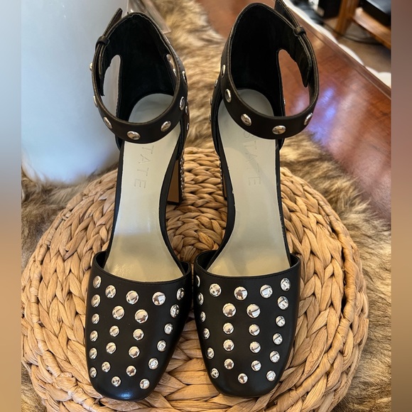 NEW 1 STATE STUDDED HEELS 🔥🔥 - Picture 2 of 7